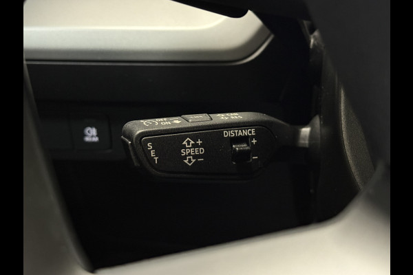 Audi Q4 e-tron 40 Edition 77 kWh | Apple Carplay | Stoelverwarming | Navigatie