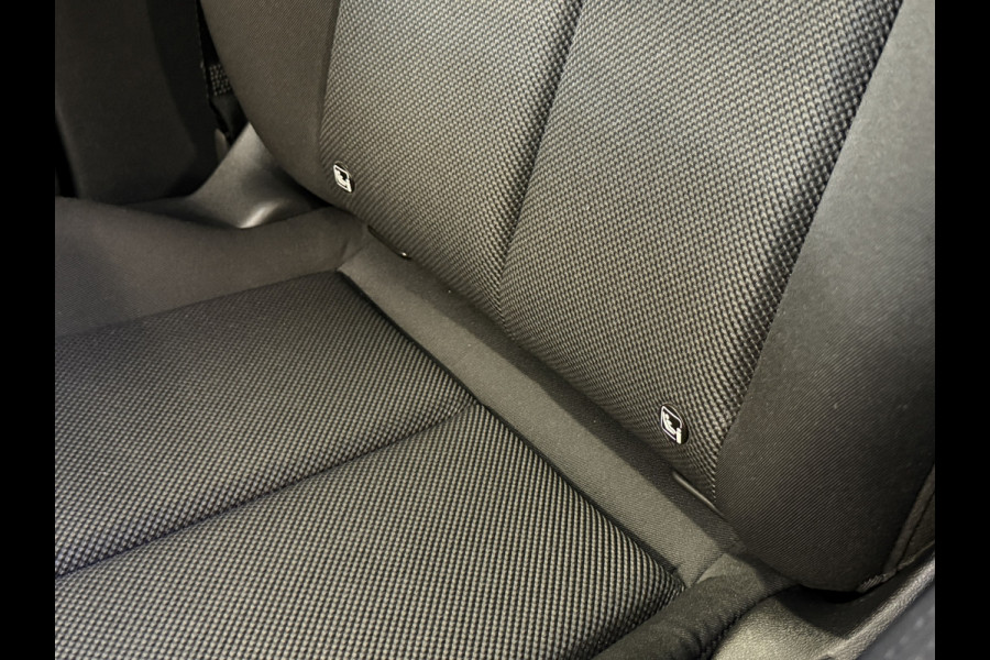 Audi Q4 e-tron 40 Edition 77 kWh | Apple Carplay | Stoelverwarming | Navigatie