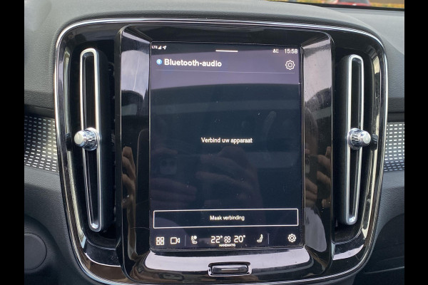 Volvo XC40 Recharge P8 AWD R-Design SOH 92% 1e eigenaar | Origineel NL auto | Pano | Harman Kardon | 360° Camera | Elec. trekhaak | Rijklaar met 12 mnd BOVAG | BTW verrekenbaar