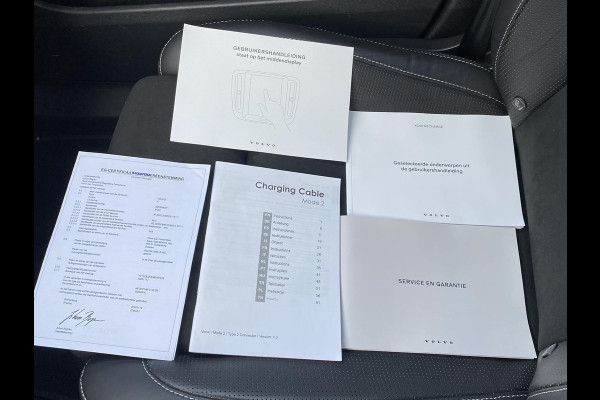 Volvo XC40 Recharge P8 AWD R-Design SOH 92% 1e eigenaar | Origineel NL auto | Pano | Harman Kardon | 360° Camera | Elec. trekhaak | Rijklaar met 12 mnd BOVAG | BTW verrekenbaar