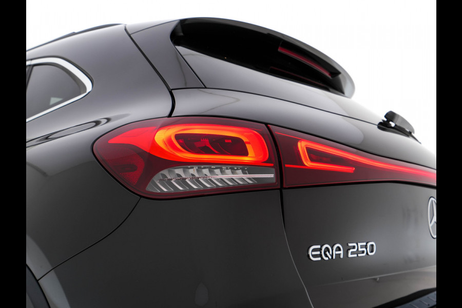 Mercedes-Benz EQA 250 Edition-1 Sport-Pack 67 kWh [ 3-Fase ] *PANO | HEAD-UP | DISTRONIC-PLUS | BURMESTER-AUDIO | WIDE-SCREEN-DIGI-COCKPIT | FULL-LED | FUFLL-LEATHER | MEMORY-PACK | TOP-VIEW | NAVI-FULLMAP | DAB+ | KEYLESS | HEATED-SPORTSEAT
