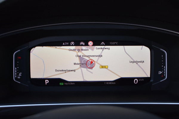 Volkswagen Tiguan 1.5 TSI ACT R-Line | LEDER | PANO | CAMERA | VIRTUAL COCKPIT | NAP | STOELVERWARMING