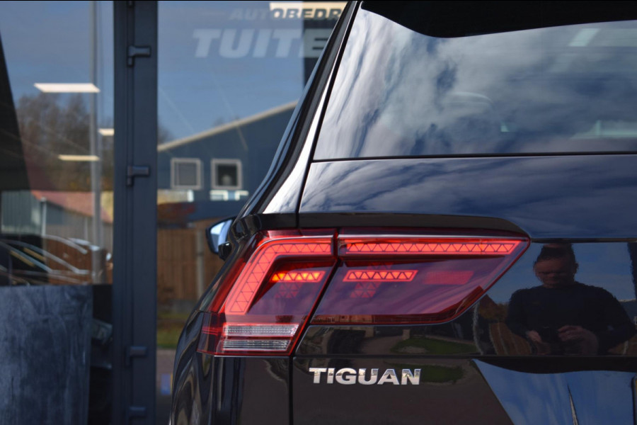 Volkswagen Tiguan 1.5 TSI ACT R-Line | LEDER | PANO | CAMERA | VIRTUAL COCKPIT | NAP | STOELVERWARMING