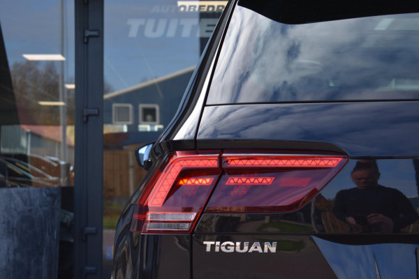 Volkswagen Tiguan 1.5 TSI ACT R-Line | LEDER | PANO | CAMERA | VIRTUAL COCKPIT | NAP | STOELVERWARMING