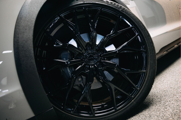 Porsche Taycan Cross Turismo 4 93 kWh | Sport Chrono | Stoelverwarming | Luchtvering | 360 camera |