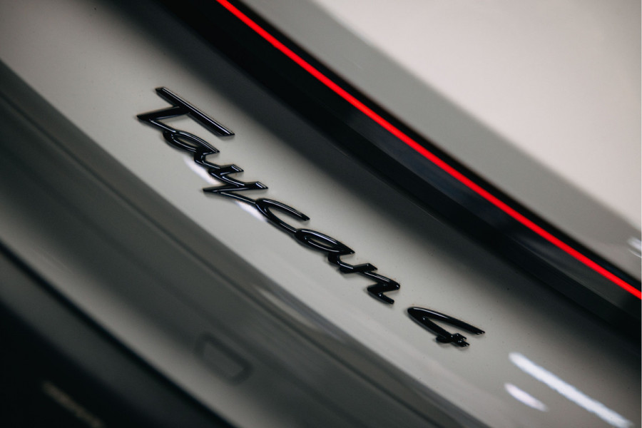 Porsche Taycan Cross Turismo 4 93 kWh | Sport Chrono | Stoelverwarming | Luchtvering | 360 camera |