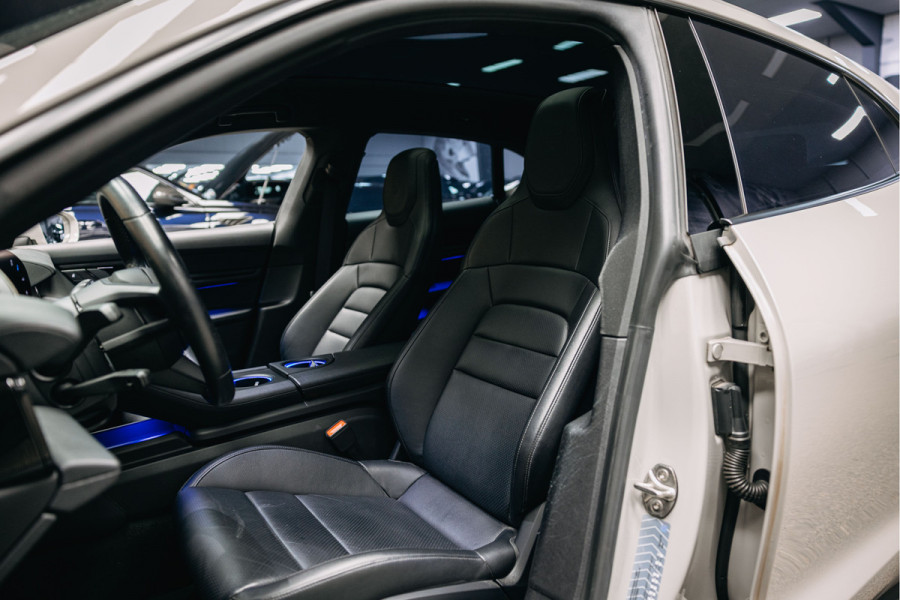 Porsche Taycan Cross Turismo 4 93 kWh | Sport Chrono | Stoelverwarming | Luchtvering | 360 camera |