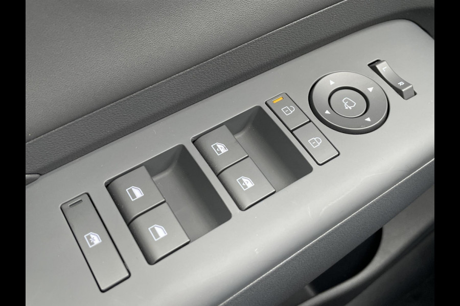 Hyundai KONA ELECTRIC Premium 65.4 kWh VAN: €47.185 VOOR: €40.685