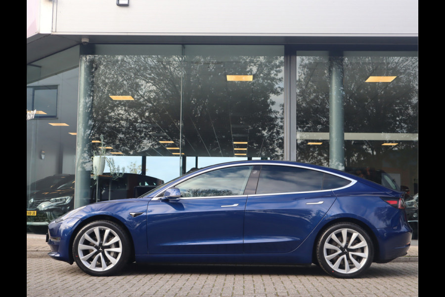 Tesla Model 3 Long Range AWD 75 kWh / Autopilot