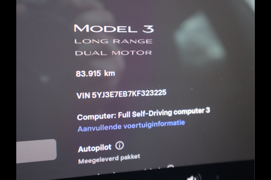 Tesla Model 3 Long Range AWD 75 kWh / Autopilot