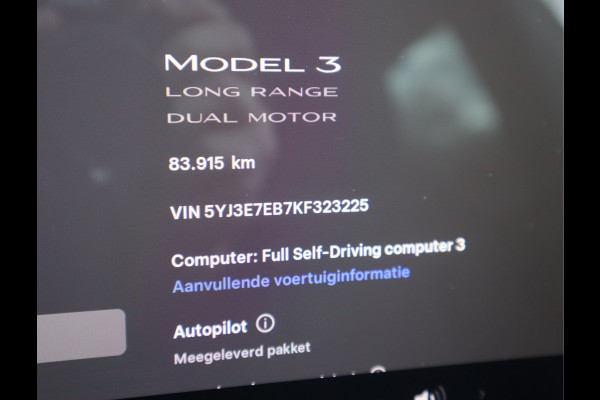 Tesla Model 3 Long Range AWD 75 kWh / Autopilot