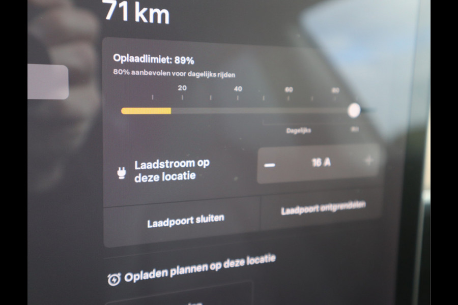 Tesla Model 3 Long Range AWD 75 kWh / Autopilot
