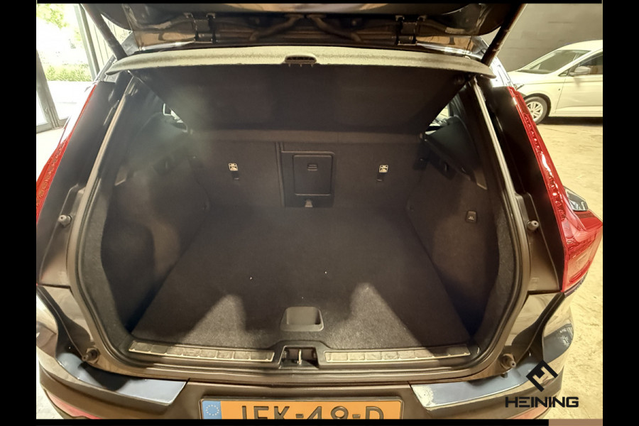 Volvo XC40 1.5 T5 Recharge Inscription Expression Navi. Panoramadak. Apple-carplay. Harman/kardon