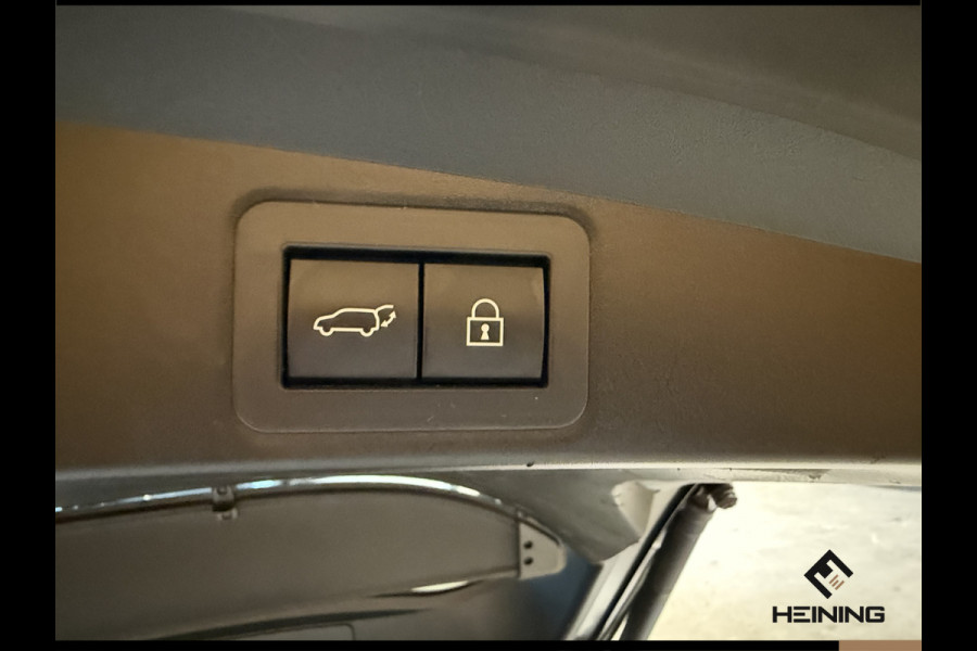 Toyota Corolla Touring Sports 2.0 Hybrid Business GR-Sport Trekhaak. Apple-carplay. Head-up display. Hollandse auto met NAP