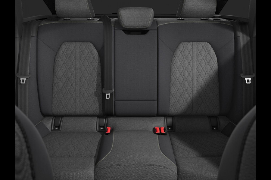 Audi A5 Avant S edition e-hybrid 220 kW / 299 PK Avant 7 versn. | Techniekpakket plus | Stoelen voor elektrisch | Privacy glas | Ambiente lichtpakket pro |