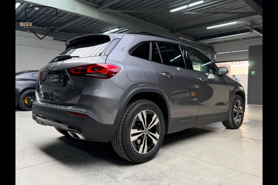 Mercedes-Benz GLA 250 e AMG Line Pano/Burmester/Memory/Ambiente