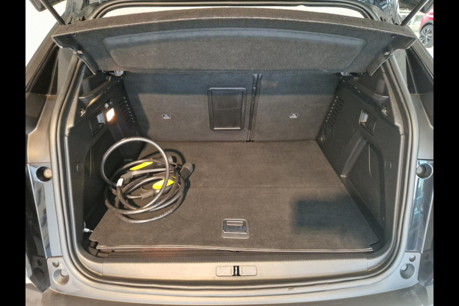 Peugeot 3008 1.6 Plug-in-Hybrid 225pk Allure SOH 94,6% | Automaat | Navigatie | Achteruitrijcamera | Cruise Control | Apple Carplay/Android Auto