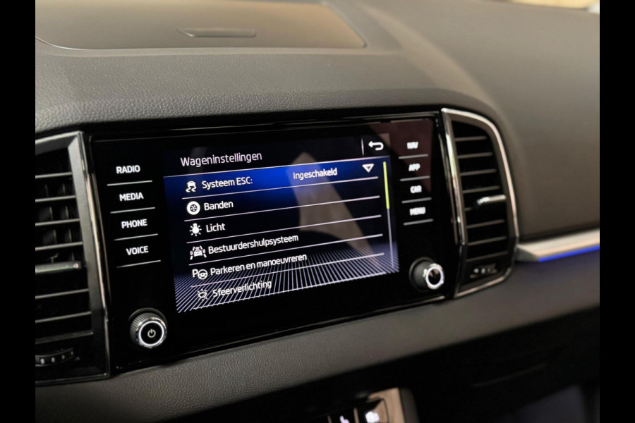 Škoda Karoq 1.5 TSI ACT Sportline Business | Pano | Memory | Sportstoelen | Sfeerverlichting | Cruise control | DAB