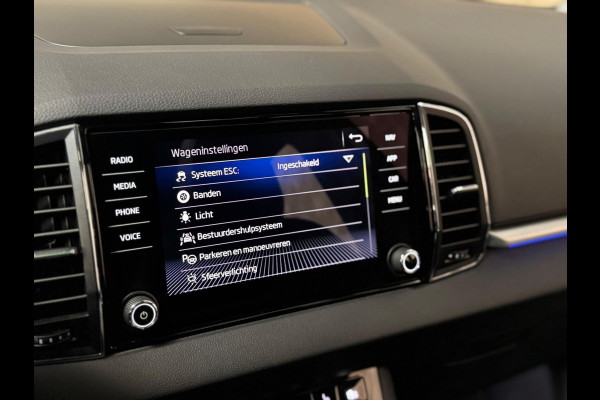 Škoda Karoq 1.5 TSI ACT Sportline Business | Pano | Memory | Sportstoelen | Sfeerverlichting | Cruise control | DAB