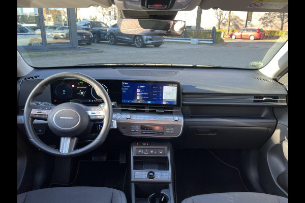 Hyundai Kona Elektro 160 kW Trend-Paket 3-Fase Lader | Dealeronderhouden | Fabrieksgarantie Hyundai tot 2029 | Stoel & Stuurverwarming | 360 camera | | Rijklaar Geleverd