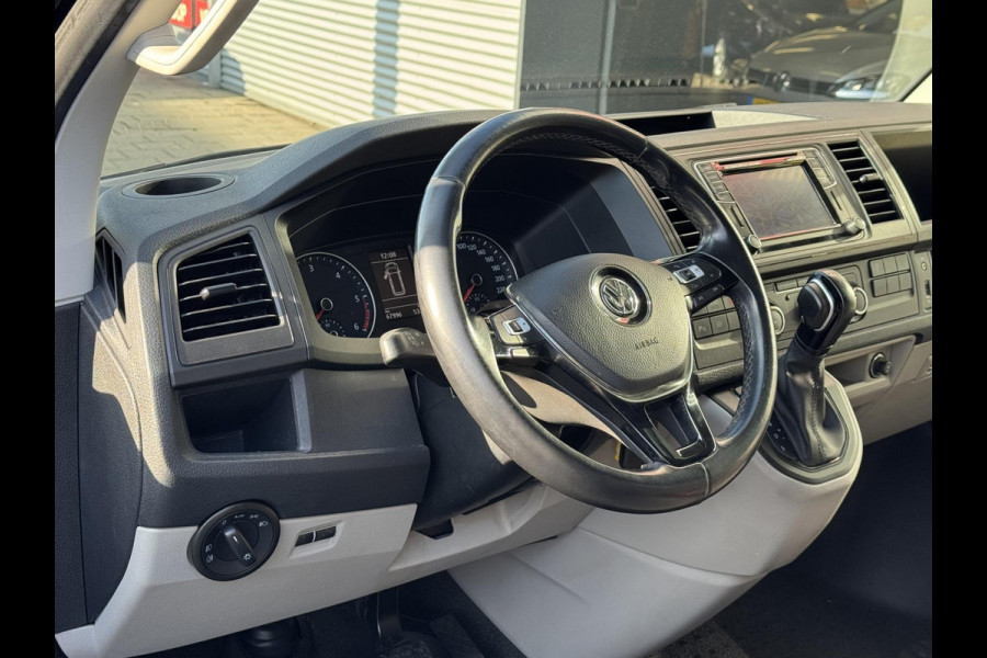 Volkswagen Transporter 2.0 TDI L2H1 4Motion Highline - AUTOMAAT - 67.000 KM I Navigatie I Airco I Schuif/kantel dak I PDC I LED
