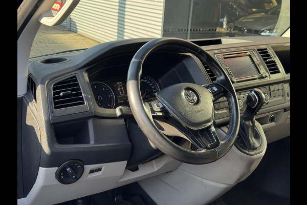 Volkswagen Transporter 2.0 TDI L2H1 4Motion Highline - AUTOMAAT - 67.000 KM I Navigatie I Airco I Schuif/kantel dak I PDC I LED