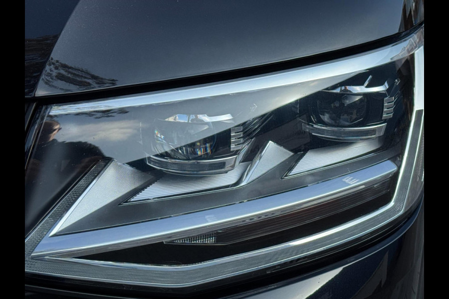 Volkswagen Transporter 2.0 TDI L2H1 4Motion Highline - AUTOMAAT - 67.000 KM I Navigatie I Airco I Schuif/kantel dak I PDC I LED