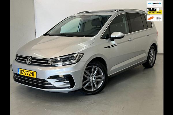 Volkswagen Touran 1.8 TSI Highline / R Line / 7-pers / Pano / NL-auto