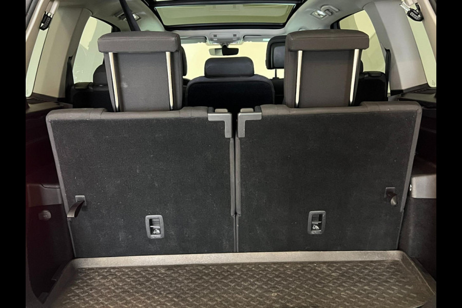 Volkswagen Touran 1.8 TSI Highline / R Line / 7-pers / Pano / NL-auto