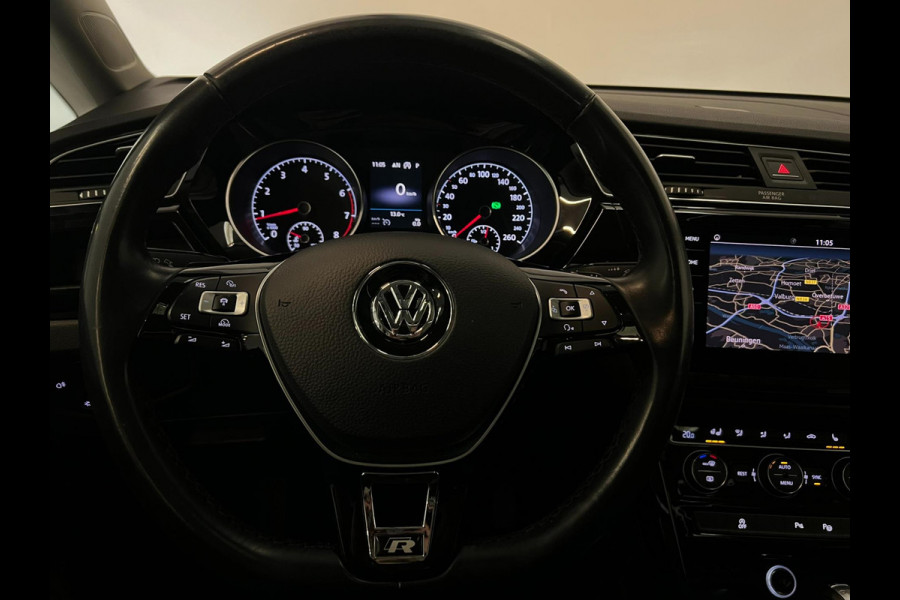 Volkswagen Touran 1.8 TSI Highline / R Line / 7-pers / Pano / NL-auto