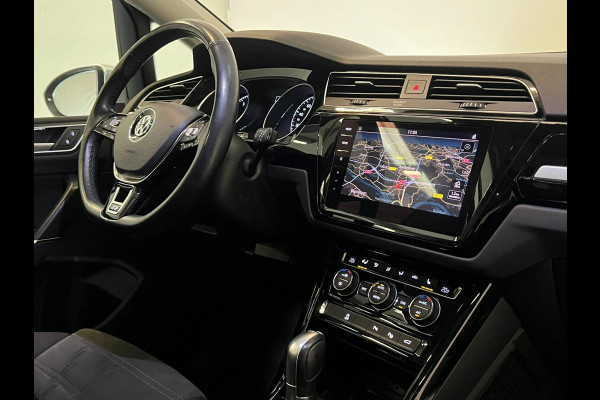 Volkswagen Touran 1.8 TSI Highline / R Line / 7-pers / Pano / NL-auto