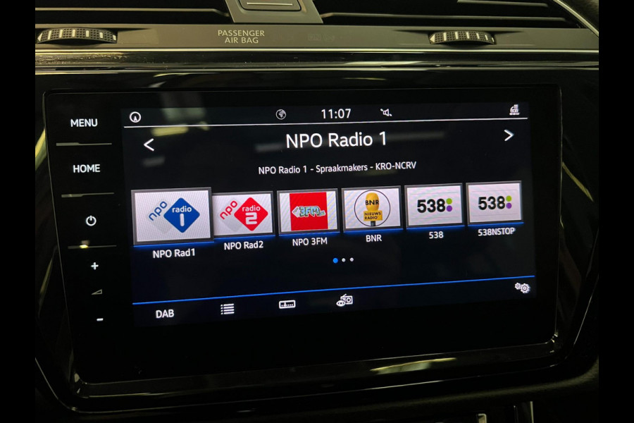 Volkswagen Touran 1.8 TSI Highline / R Line / 7-pers / Pano / NL-auto