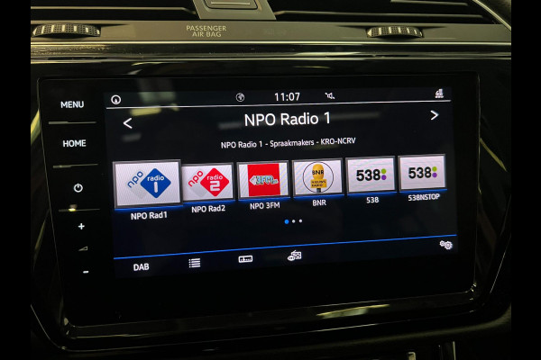 Volkswagen Touran 1.8 TSI Highline / R Line / 7-pers / Pano / NL-auto