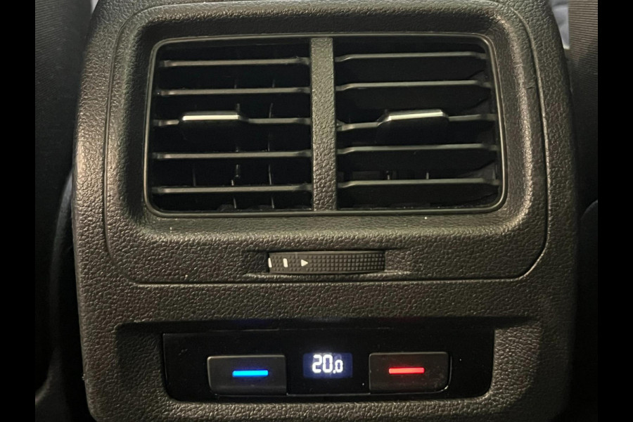 Volkswagen Touran 1.8 TSI Highline / R Line / 7-pers / Pano / NL-auto