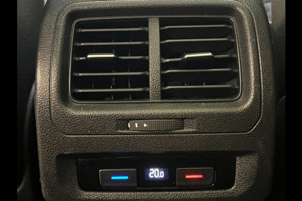 Volkswagen Touran 1.8 TSI Highline / R Line / 7-pers / Pano / NL-auto