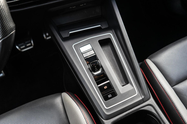 Volkswagen Golf 2.0 TSI GTI Pano / Memory / Harman Kardon