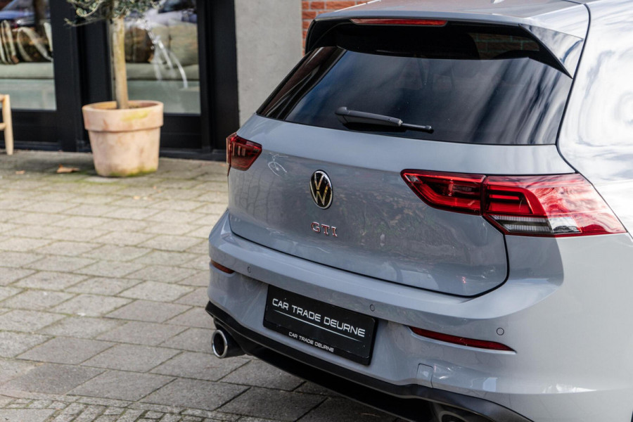 Volkswagen Golf 2.0 TSI GTI Pano / Memory / Harman Kardon