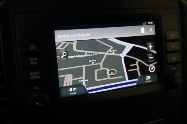Mercedes-Benz Vito 119 CDI LANG AUTOMAAT DISTRONIC NAVI LED TREKHAAK BLIS PDC CAMERA CLIMA/AIRCO LEASE v/a €122 PM INRUIL MOG