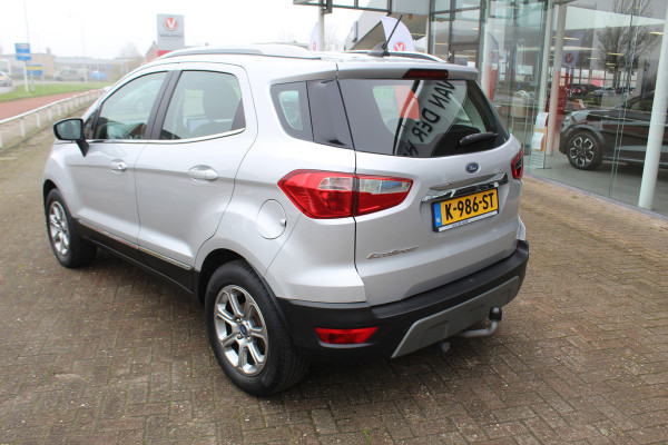 Ford EcoSport 1.0 EcoBoost Titanium , 125pk Hoge zit , slechts 39899km Climate control , Trekhaak , Navigatie , Bluetooth Parkeersensoren achter , Cruise control