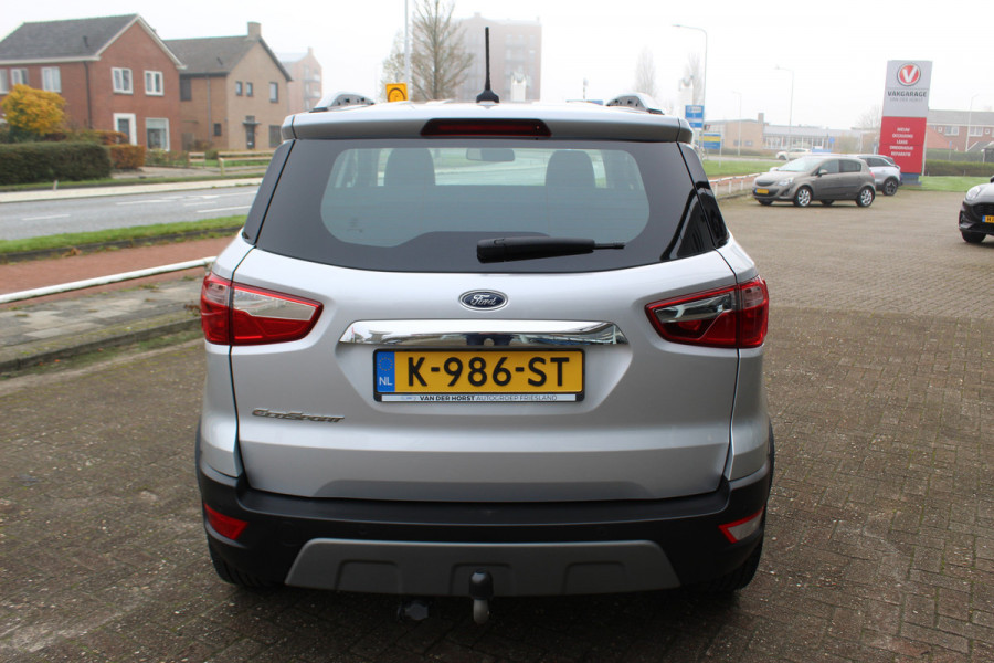 Ford EcoSport 1.0 EcoBoost Titanium , 125pk Hoge zit , slechts 39899km Climate control , Trekhaak , Navigatie , Bluetooth Parkeersensoren achter , Cruise control