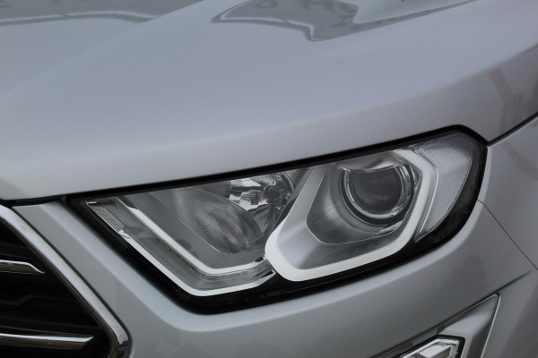 Ford EcoSport 1.0 EcoBoost Titanium , 125pk Hoge zit , slechts 39899km Climate control , Trekhaak , Navigatie , Bluetooth Parkeersensoren achter , Cruise control