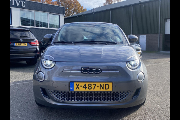 Fiat 500 Icon 42 kWh KEYLESS| STOELVERWARMING| CAMERA| DODE HOEK SENSOR| RIJKLAARPRIJS INCL. 12 MND BOVAG GARANTIE