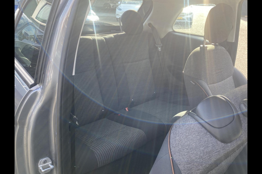 Fiat 500 Icon 42 kWh KEYLESS| STOELVERWARMING| CAMERA| DODE HOEK SENSOR| RIJKLAARPRIJS INCL. 12 MND BOVAG GARANTIE