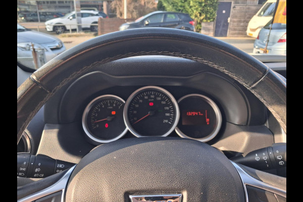 Dacia Duster 1.2 TCe 4x2 Ambiance Camera, Navi, Cruise