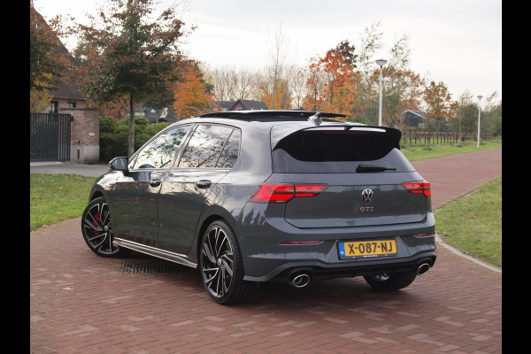 Volkswagen Golf 2.0 TSI GTI | Panoramadak | Camera | Apple Carplay | Cruise Control | Automaat |
