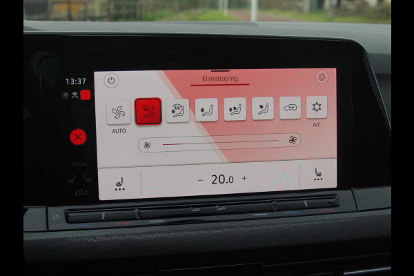 Volkswagen Golf 2.0 TSI GTI | Panoramadak | Camera | Apple Carplay | Cruise Control | Automaat |