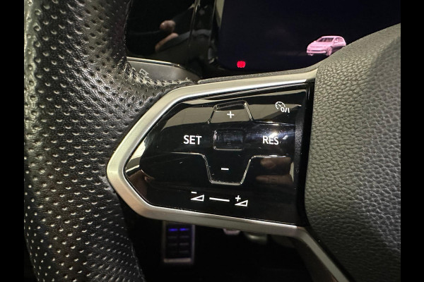 Volkswagen Golf 1.5 TSI R-Line Business+PANO+18'' LM VELGEN