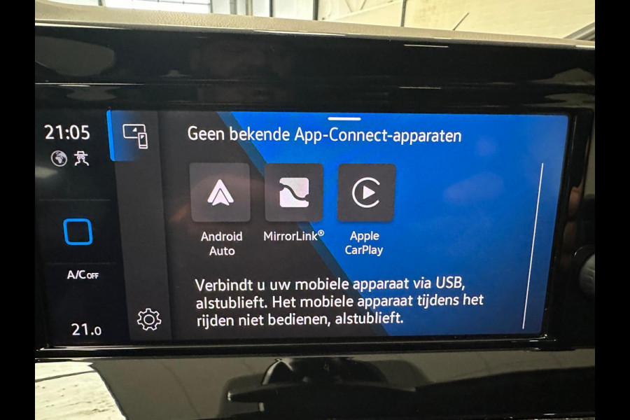 Volkswagen Golf 1.5 TSI R-Line Business+PANO+18'' LM VELGEN