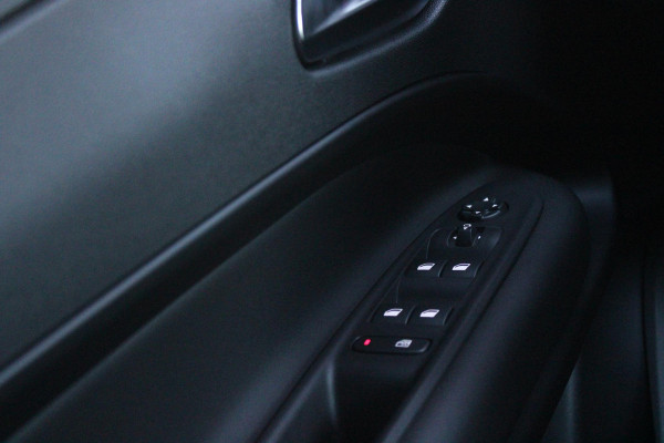 Alfa Romeo junior ELETTRICA SPECIALE 156PK 54 kWh | WARMTEPOMP! | "SABELT" STOELEN MET LEDEREN/ALCANTARA BEKLEDING | PANORAMISCH SCHUIF/KANTEL DAK | BICOLOR DAK (ZWART DAK) | TECHNOLOGIE PAKKET (O.A. FULL LED ADAPTIVE MATRIX KOPLAMPEN/DODEHOEK DETECTIE/DRAADLOZE TELEFOONLADER/ACHTERUITRIJ CAMERA/PARKEERSENSOREN VOOR, ACHTER,ZIJKANT) | DRAADLOZE APPLE CARPLAY/ANDROID AUTO | CLIMATE CONTROL | ELEKTRISCH BEDIENBARE ACHTERKLEP | STOEL VERWARMING | ELEKTRISCH BEDIENBARE VOORSTOEL | VERKEERSBORDEN HERKENNING | ADAPTIVE CRUISE CONTROL | KEYLESS ENTRY/START |