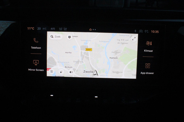 Alfa Romeo junior ELETTRICA SPECIALE 156PK 54 kWh | WARMTEPOMP! | "SABELT" STOELEN MET LEDEREN/ALCANTARA BEKLEDING | PANORAMISCH SCHUIF/KANTEL DAK | BICOLOR DAK (ZWART DAK) | TECHNOLOGIE PAKKET (O.A. FULL LED ADAPTIVE MATRIX KOPLAMPEN/DODEHOEK DETECTIE/DRAADLOZE TELEFOONLADER/ACHTERUITRIJ CAMERA/PARKEERSENSOREN VOOR, ACHTER,ZIJKANT) | DRAADLOZE APPLE CARPLAY/ANDROID AUTO | CLIMATE CONTROL | ELEKTRISCH BEDIENBARE ACHTERKLEP | STOEL VERWARMING | ELEKTRISCH BEDIENBARE VOORSTOEL | VERKEERSBORDEN HERKENNING | ADAPTIVE CRUISE CONTROL | KEYLESS ENTRY/START |